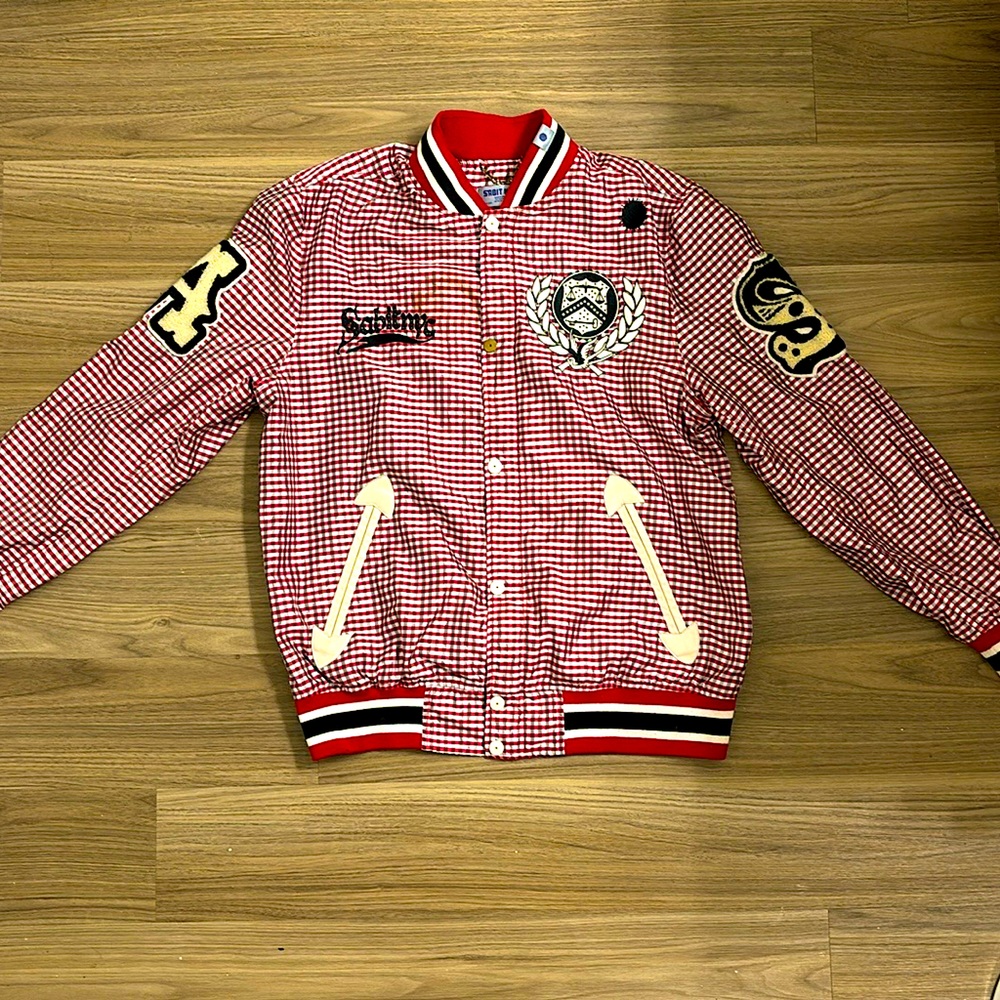 Bomber Jacket super swaggy I’ve had it for some years and it’s still an old fave